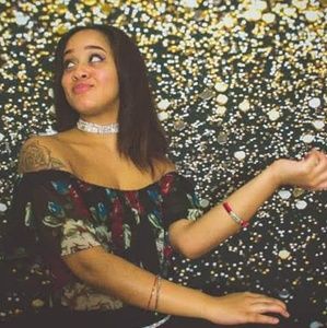 Meet your Posher, Shaiteka